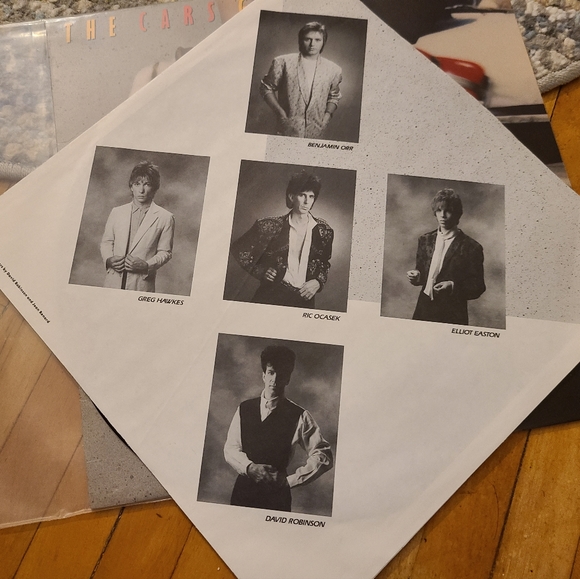 The Cars Greatest Hits vintage vinyl record album.  Pristine condition - Picture 6 of 8